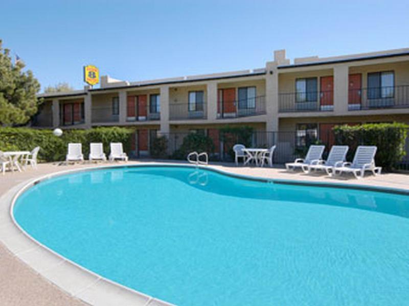 Hotel Super 8 By Wyndham Barstow Facilidades foto